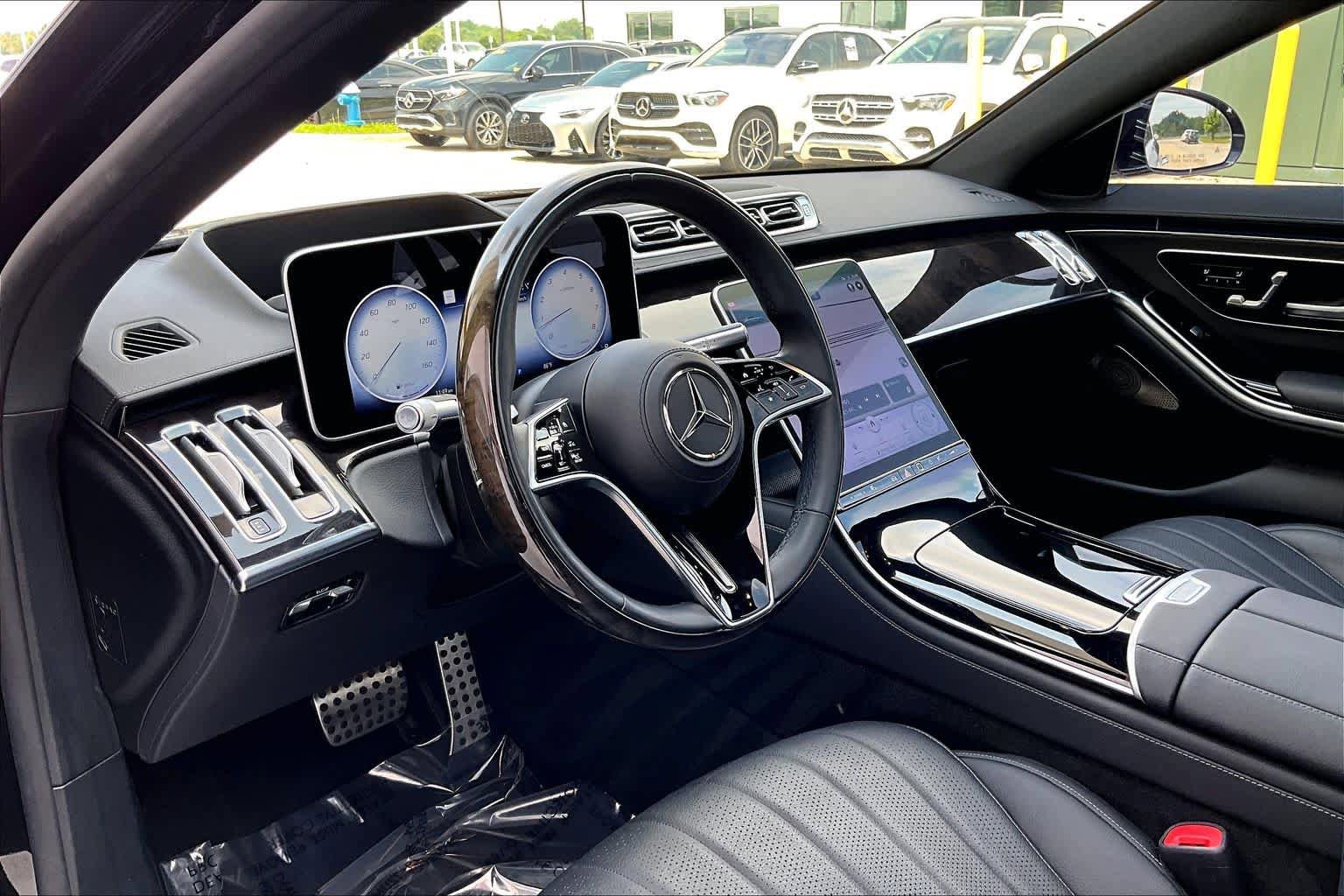 Used 2022 Mercedes-Benz S 580 4MATIC Sedan image 16
