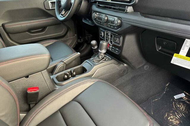 New 2026 Jeep Wrangler Unlimited Rubicon image 13