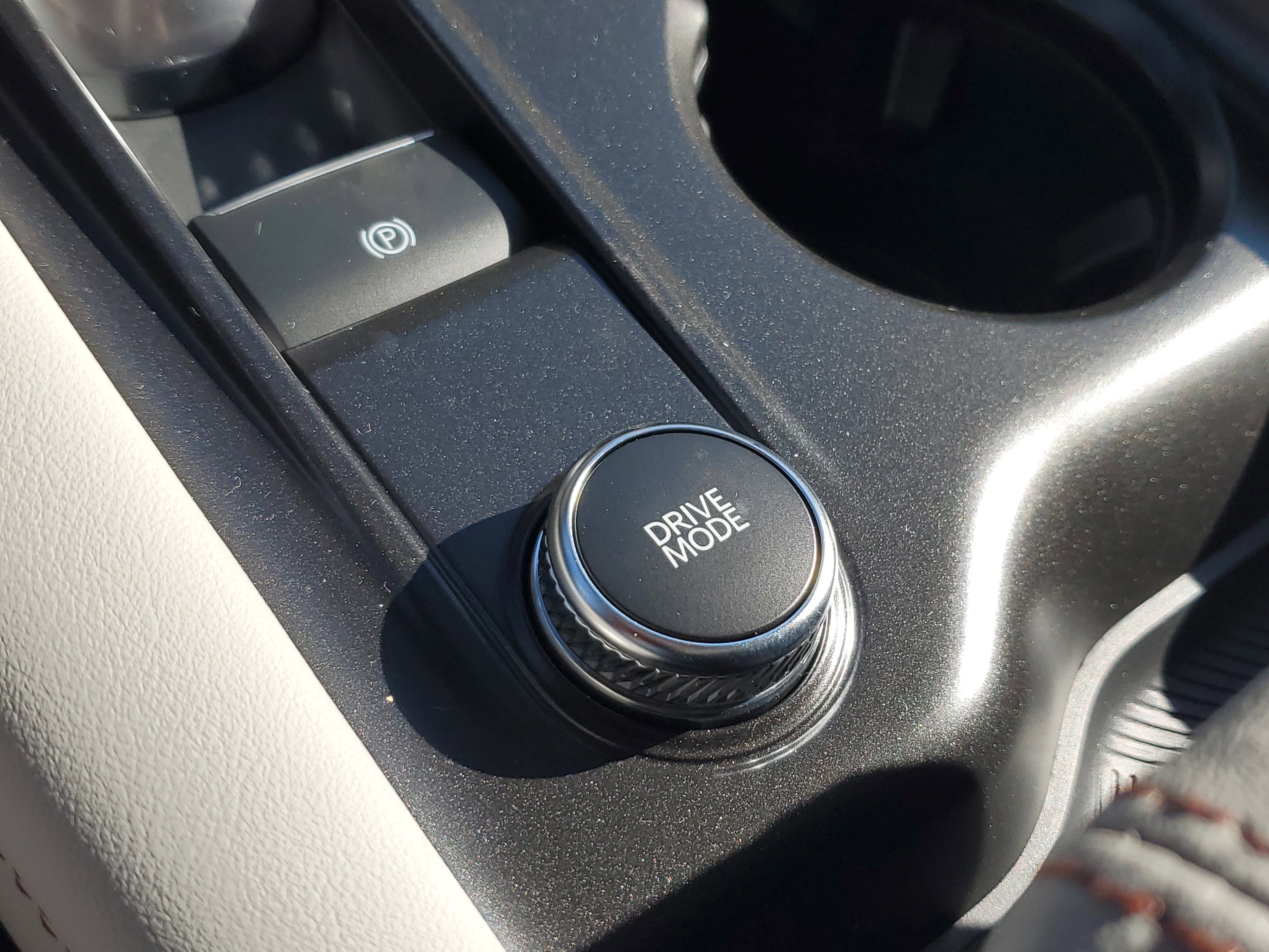 New 2025 Ford Explorer Active w/ Active Comfort Package image 30