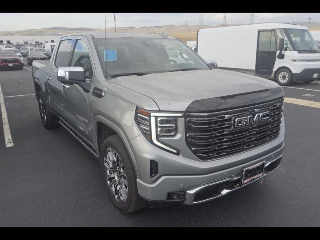 Used 2026 GMC Sierra 1500 Denali Ultimate AWD/4WD image 2