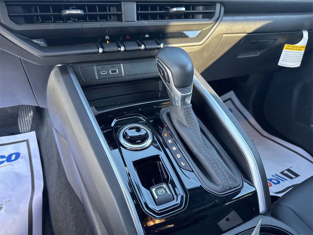 New 2025 Chevrolet Colorado LT w/ LT Convenience Package image 20