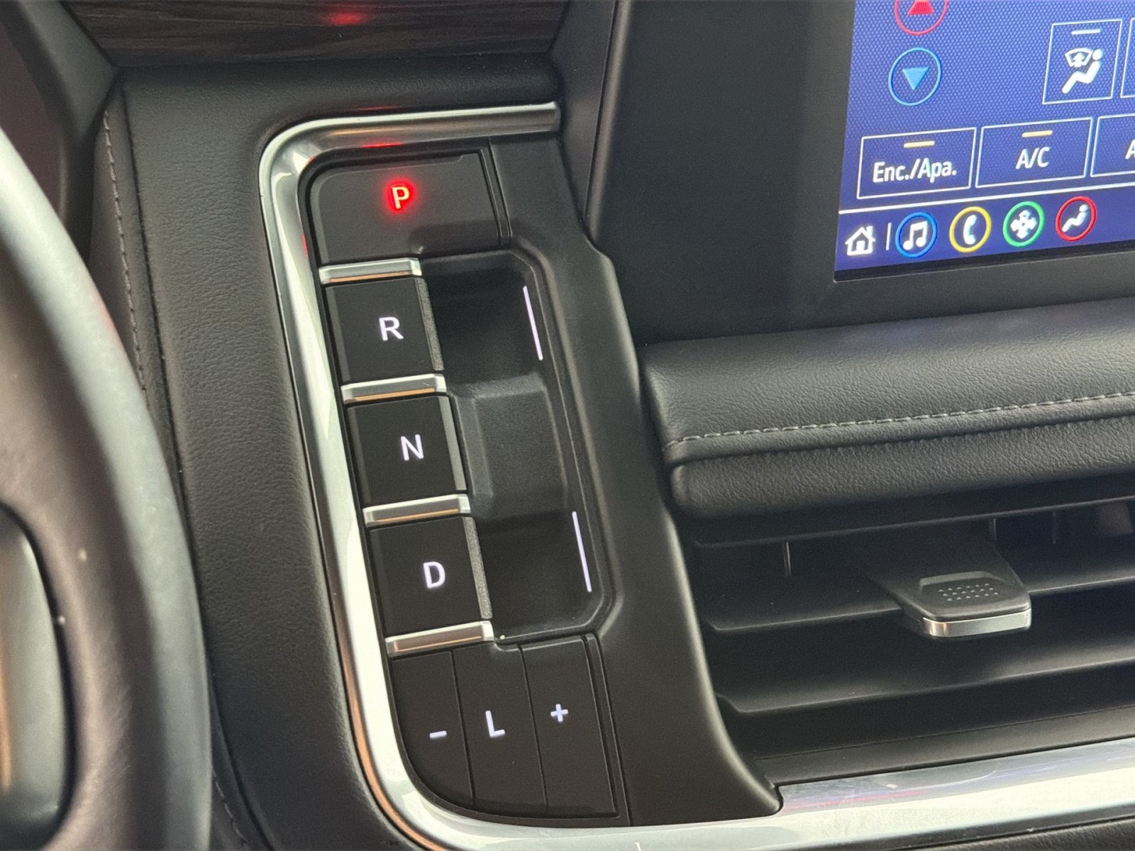Used 2022 Chevrolet Tahoe LS AWD/4WD image 22