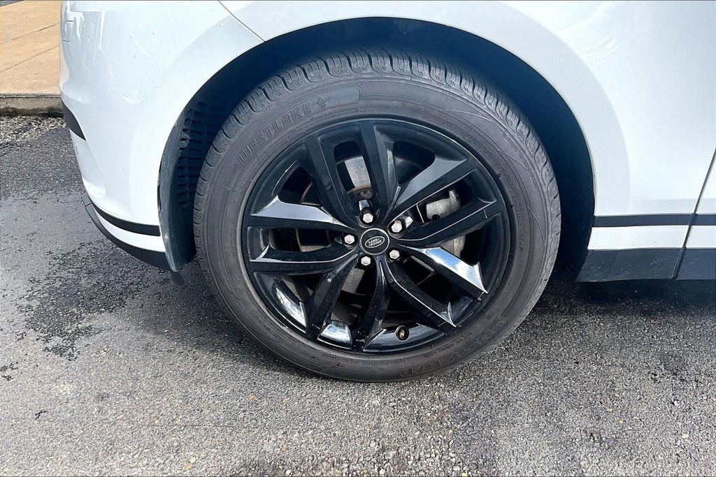 Used 2024 Land Rover Range Rover Velar S image 4