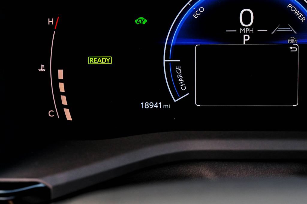 Used 2025 Toyota Camry SE FWD image 18