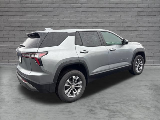 New 2026 Chevrolet Equinox LT w/ Safety and Technology Package FWD image 7