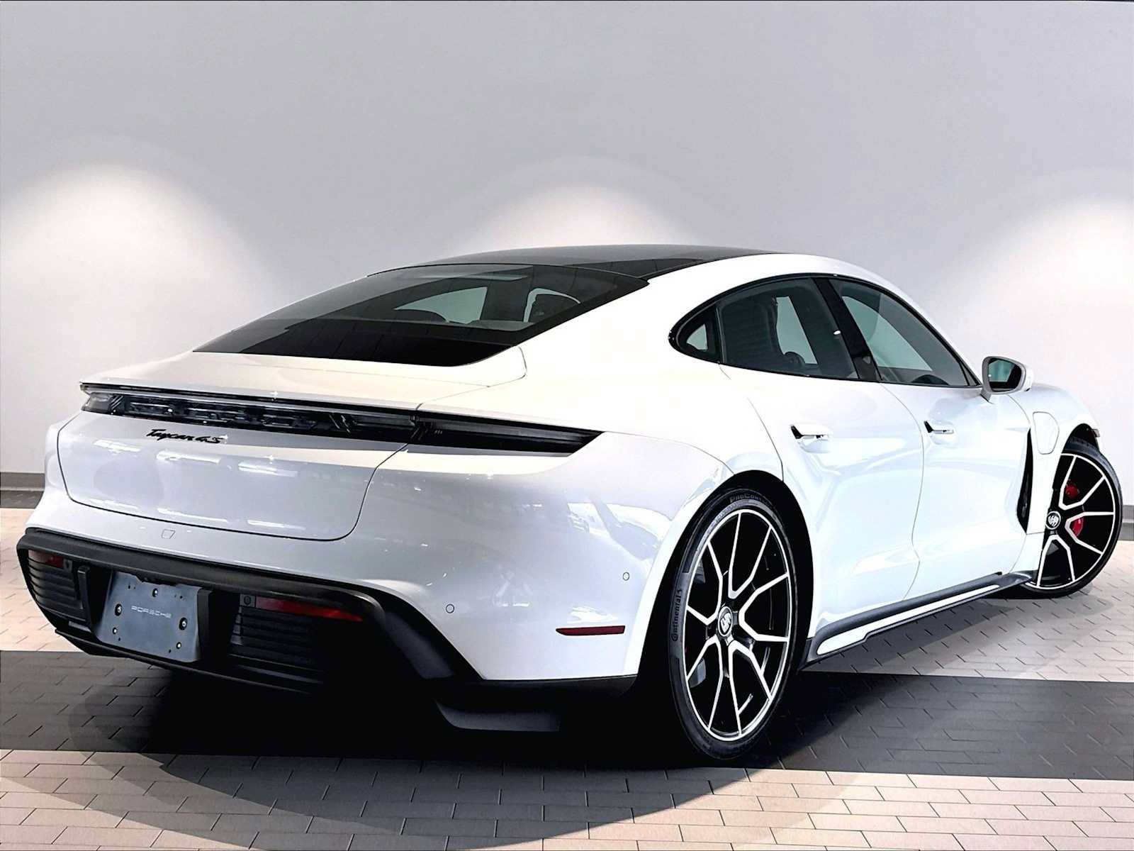 Used 2023 Porsche Taycan 4S AWD/4WD image 11