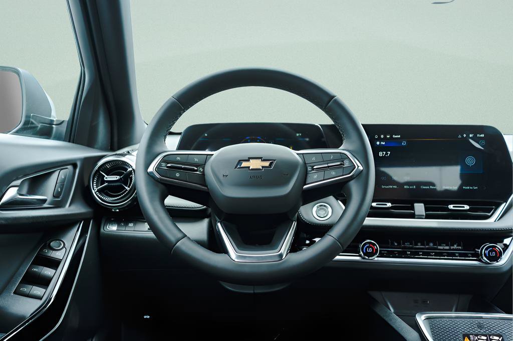 New 2026 Chevrolet Equinox LT w/ Convenience Package II FWD image 9