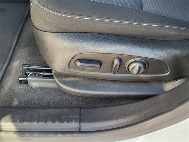 Used 2023 Chevrolet Blazer LT image 9