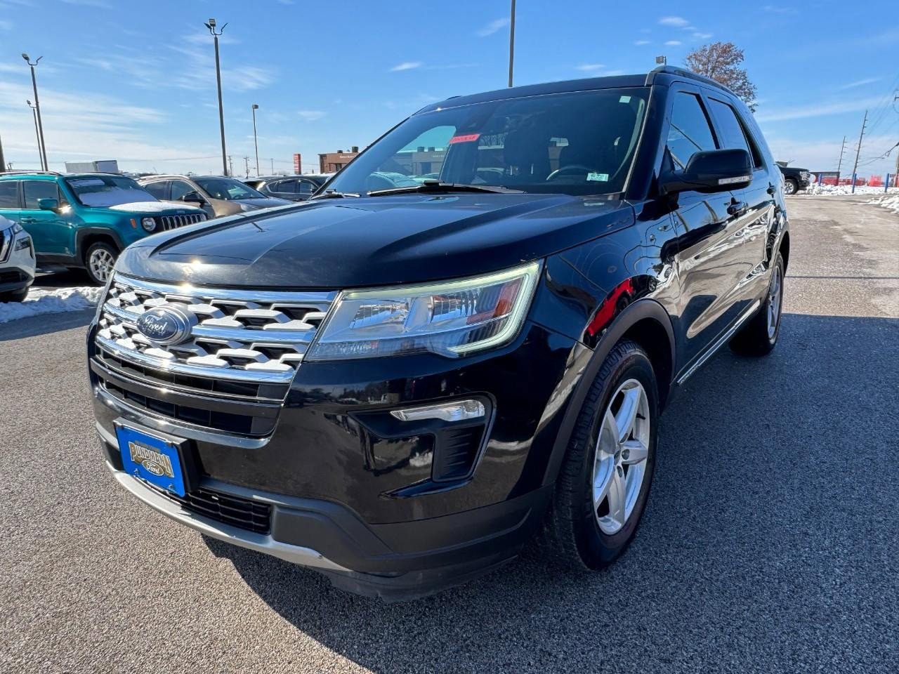 Used 2018 Ford Explorer XLT w/ Equipment Group 201A image 8