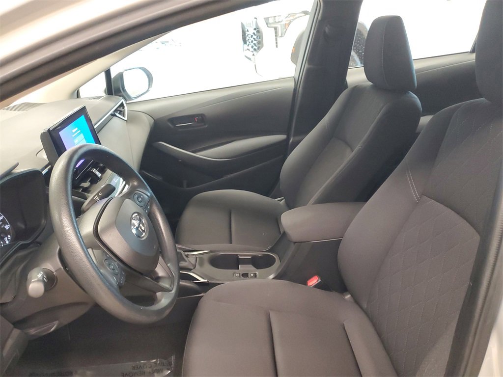 Used 2023 Toyota Corolla LE image 16
