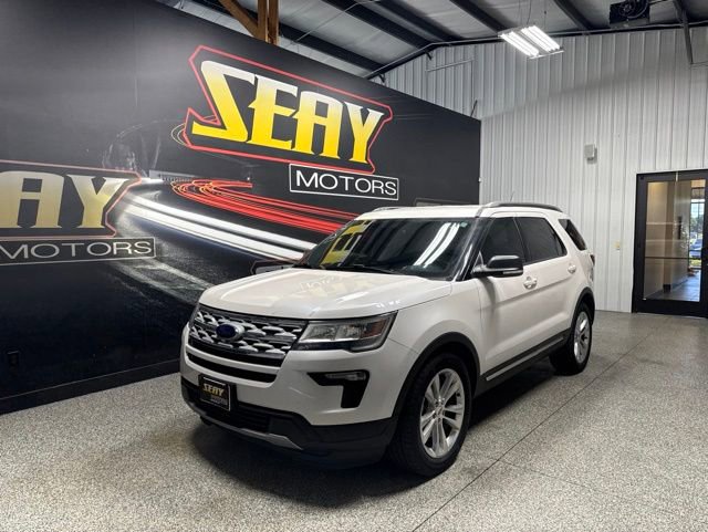 Used 2019 Ford Explorer XLT w/ Equipment Group 201A FWD image 1