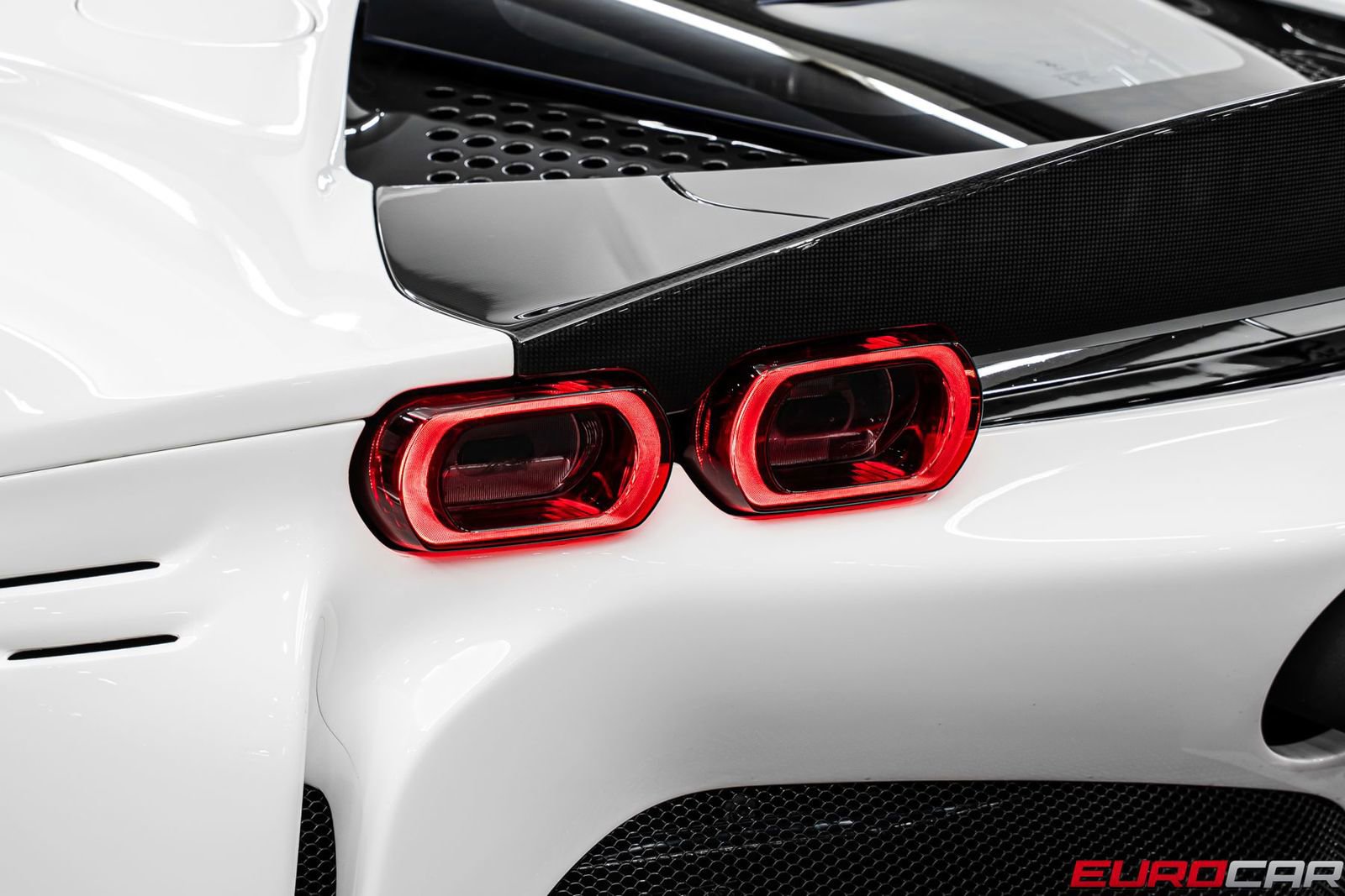 Used 2021 Ferrari SF90 Stradale AWD/4WD image 27