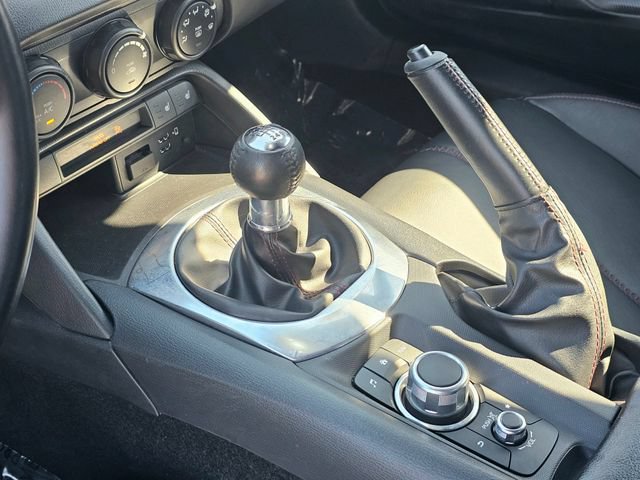 Used 2016 MAZDA MX-5 Miata Club RWD image 30