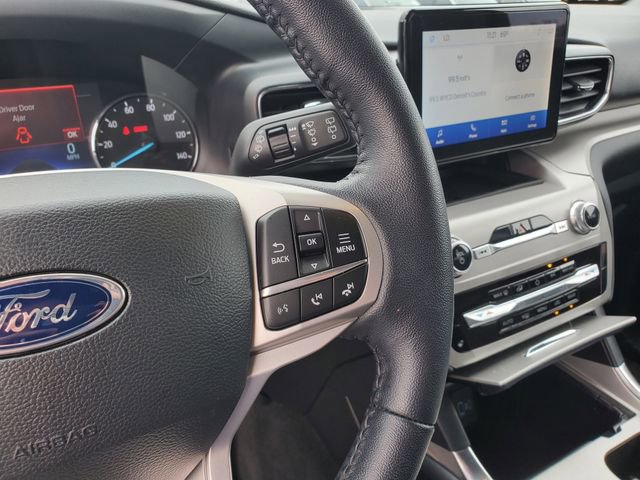 Used 2022 Ford Explorer XLT w/ Equipment Group 202A image 14