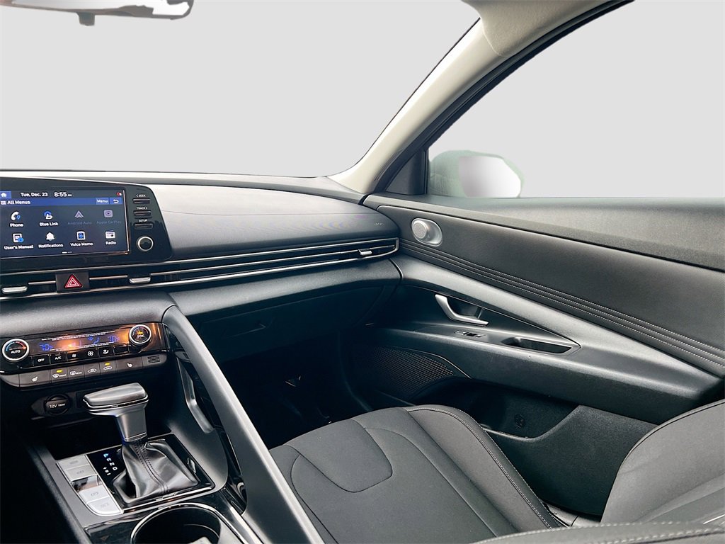 Used 2021 Hyundai Elantra SEL w/ Convenience Package image 20