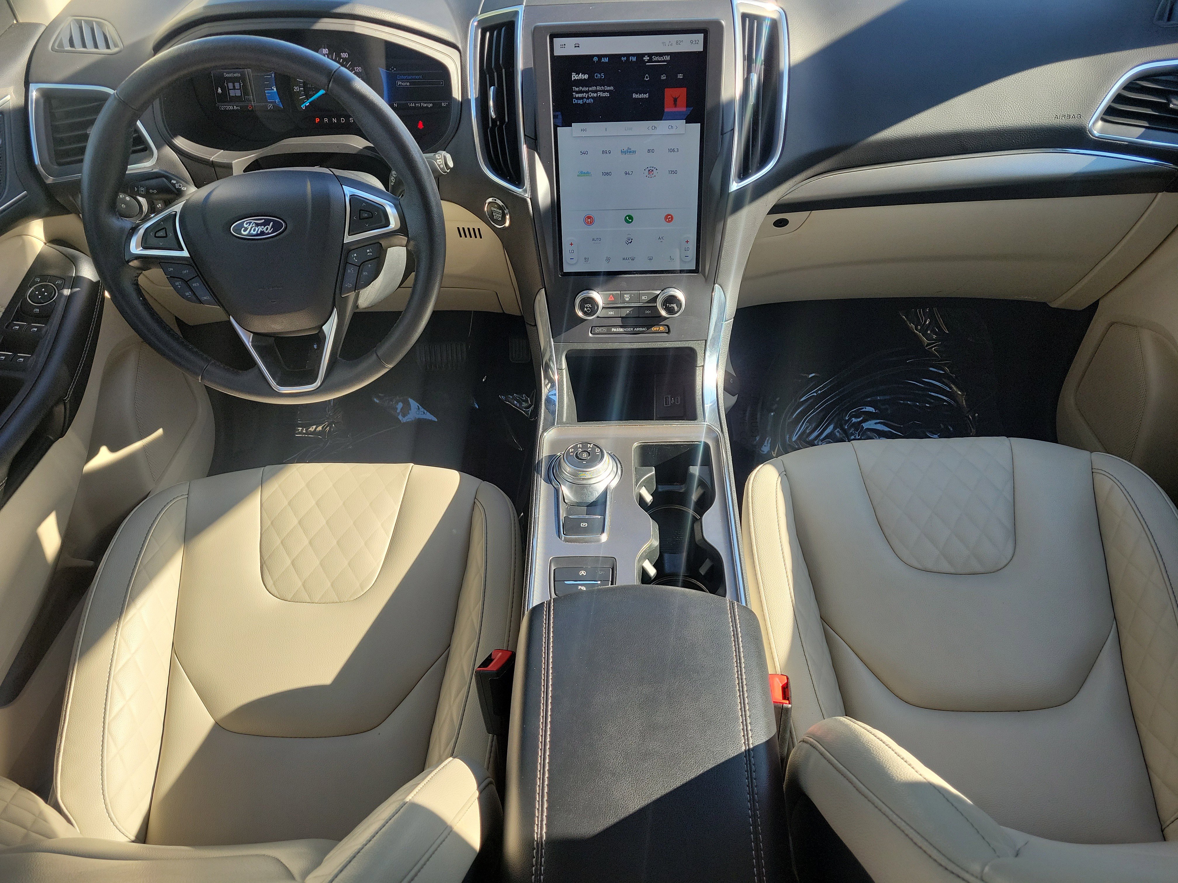 Used 2024 Ford Edge Titanium AWD/4WD image 22