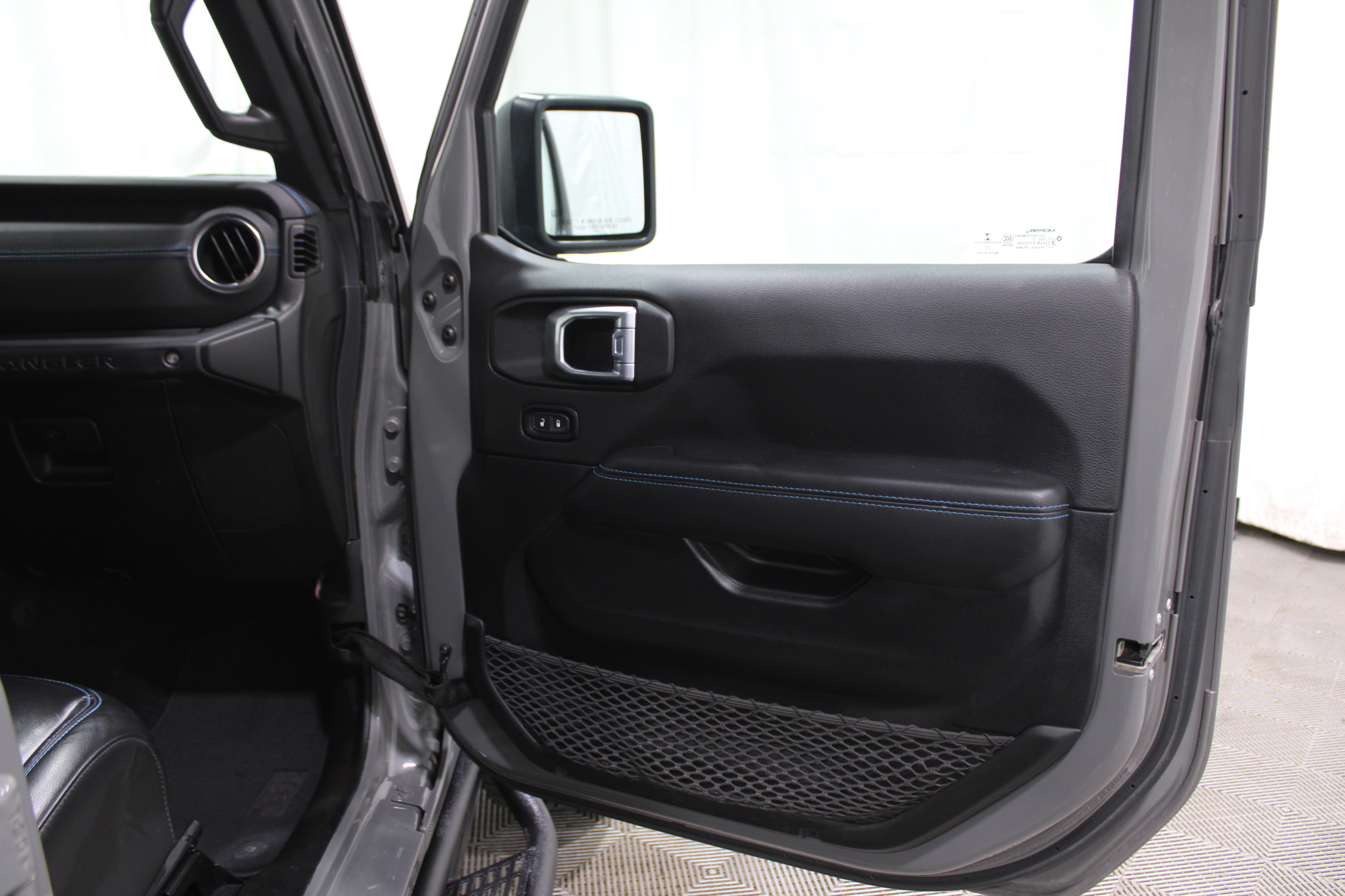 Used 2021 Jeep Wrangler Unlimited Rubicon 4xe image 28