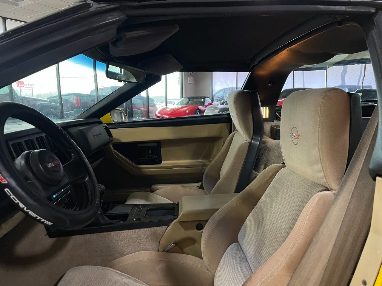 Used 1986 Chevrolet Corvette Coupe image 14