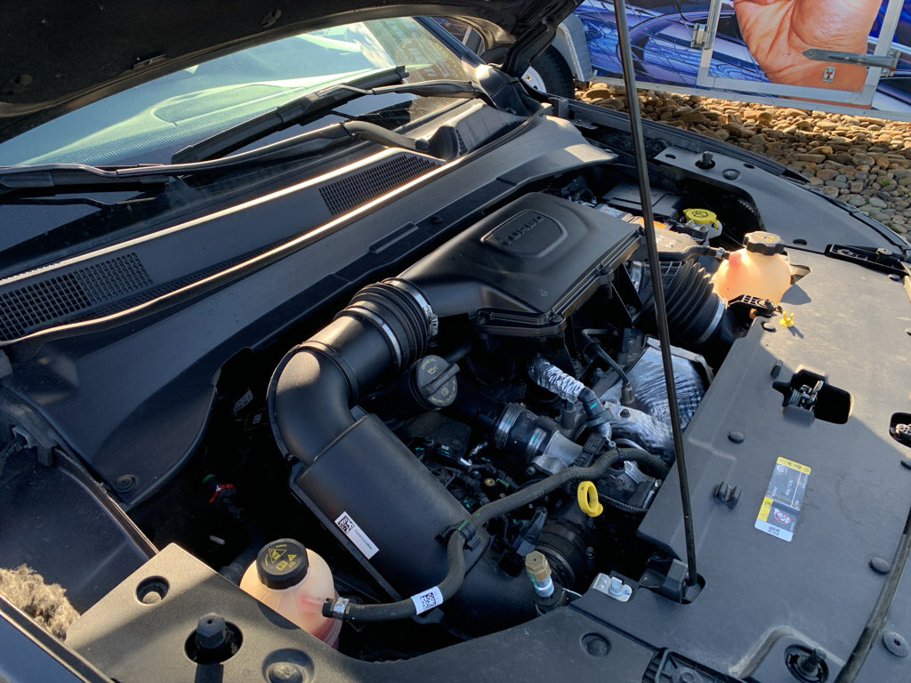 Used 2024 Jeep Compass Latitude image 35