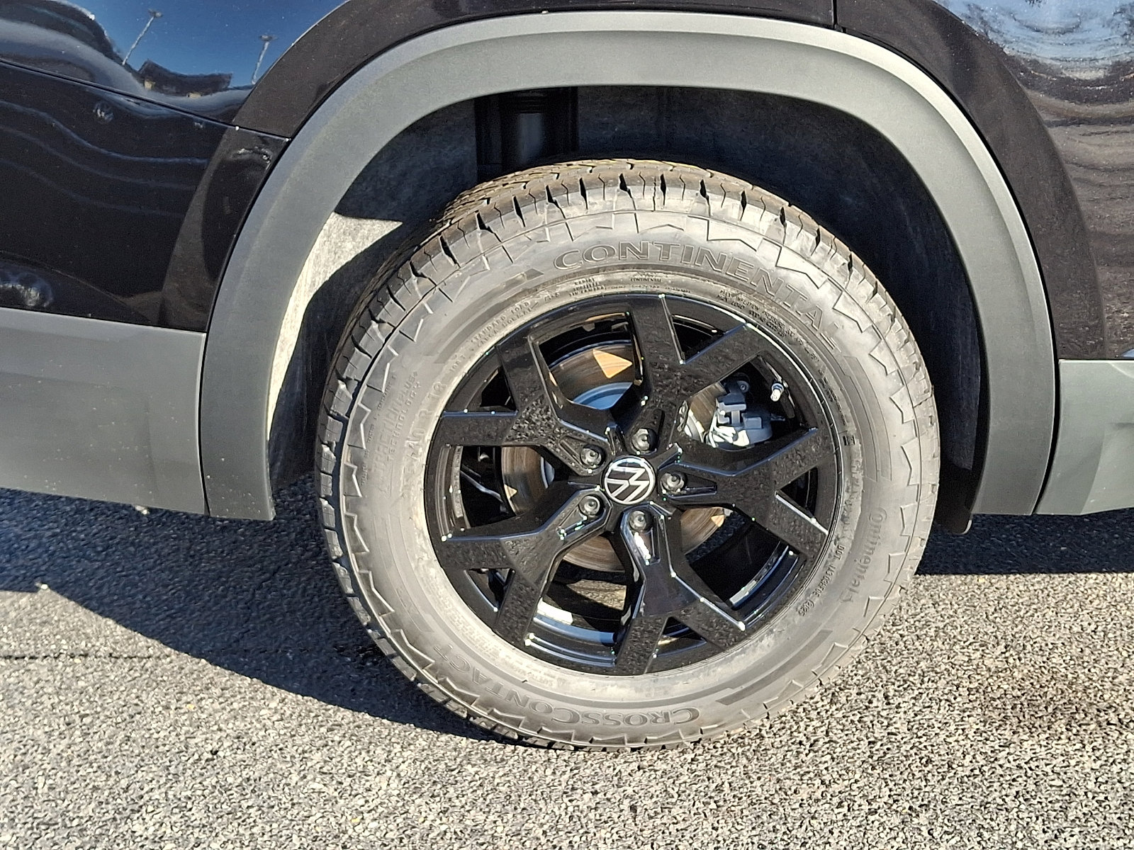 New 2026 Volkswagen Atlas Peak Edition image 5
