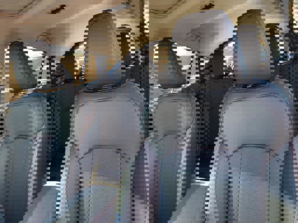 Certified 2025 Subaru Crosstrek 2.5i Limited w/ Popular Package #3A image 28