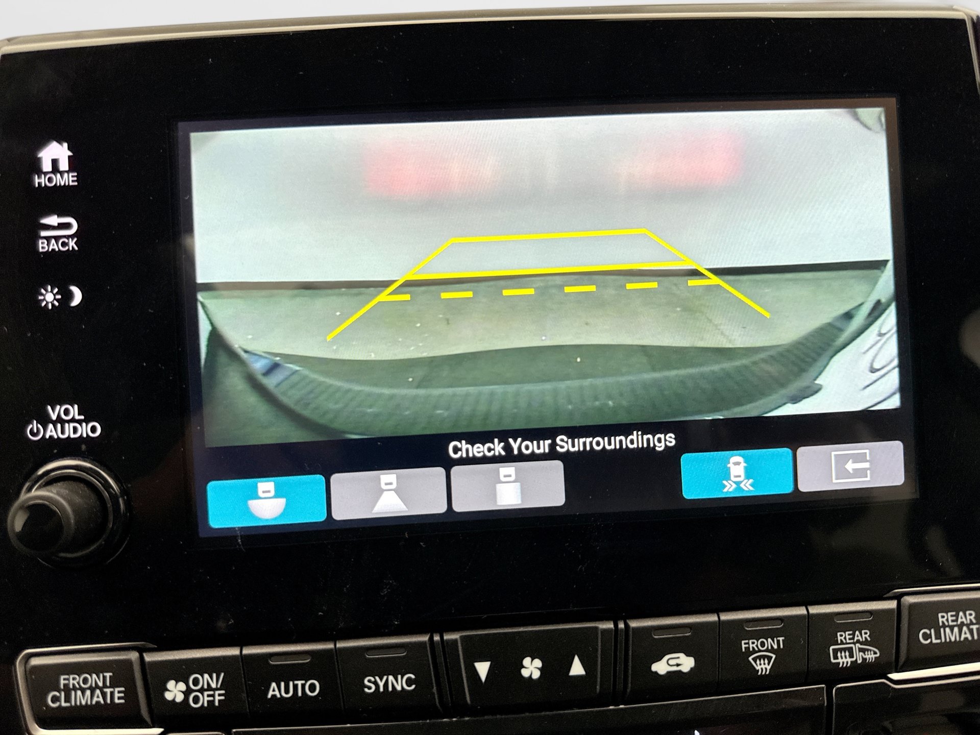 Used 2023 Honda Odyssey Touring image 16