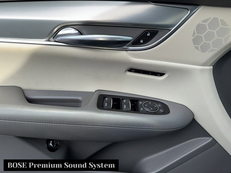 Used 2018 Cadillac XT5 Premium Luxury image 12