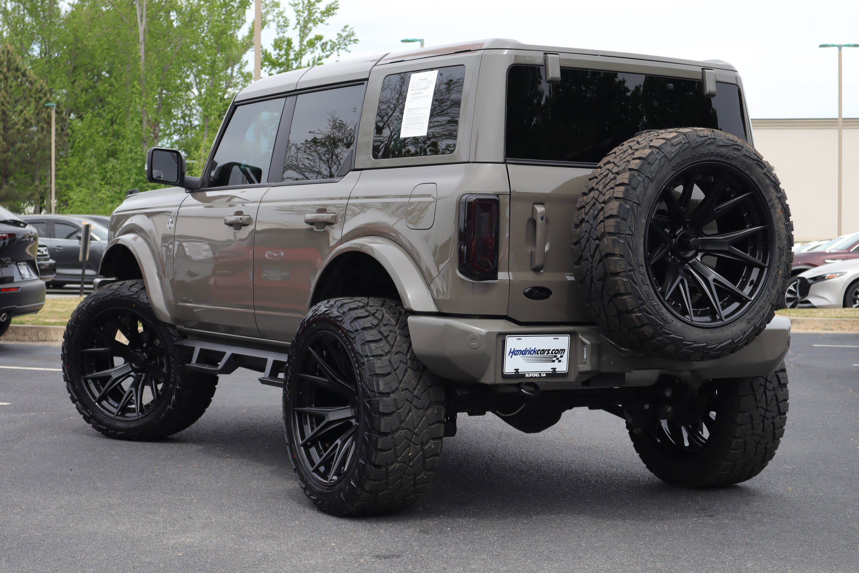 Used 2025 Ford Bronco Outer Banks image 3