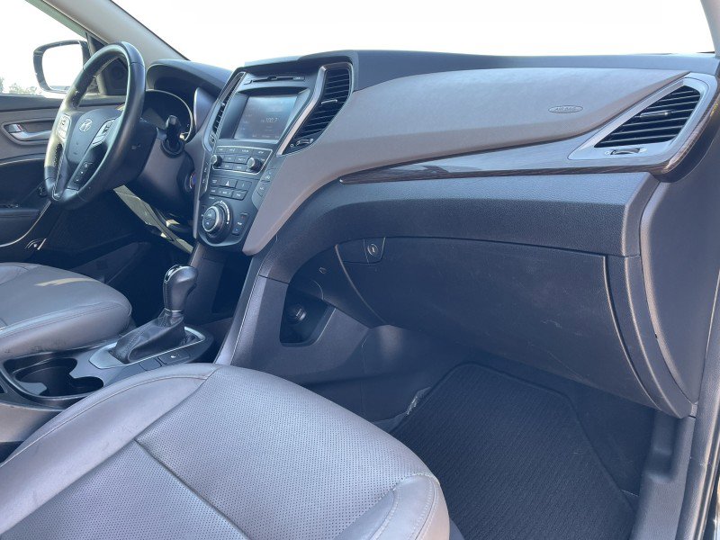 Used 2017 Hyundai Santa Fe Sport FWD image 8