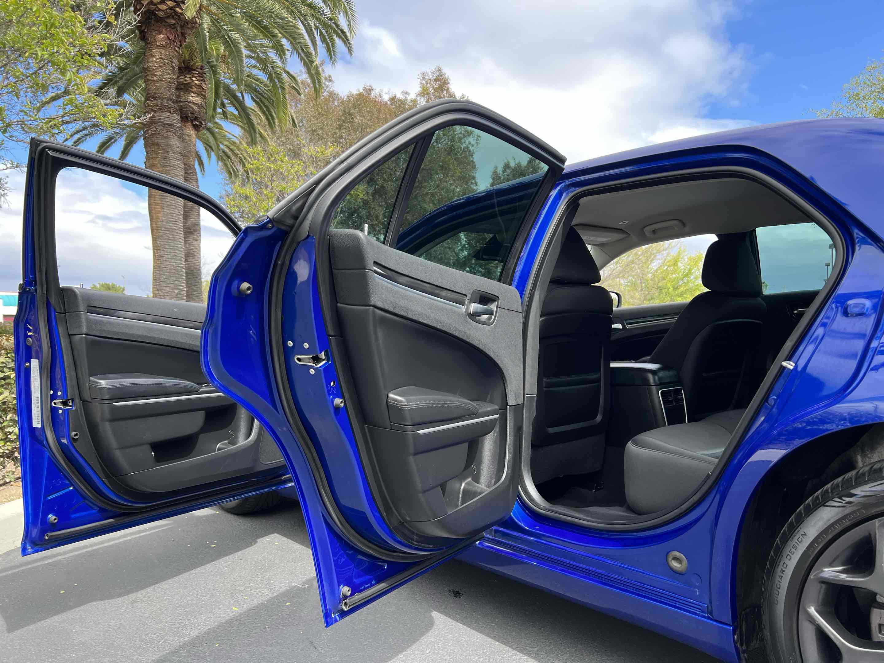 Used 2019 Chrysler 300 Touring w/ Sport Appearance Package image 57