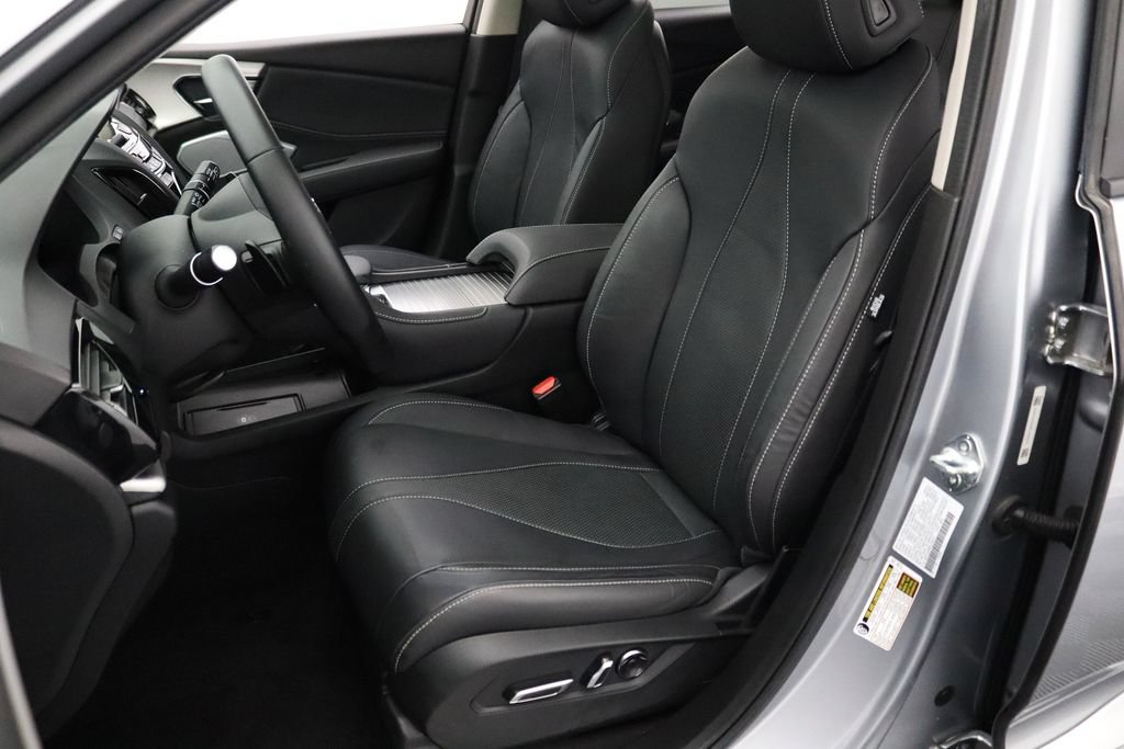 Certified 2023 Acura RDX w/ Technology Package AWD/4WD image 2