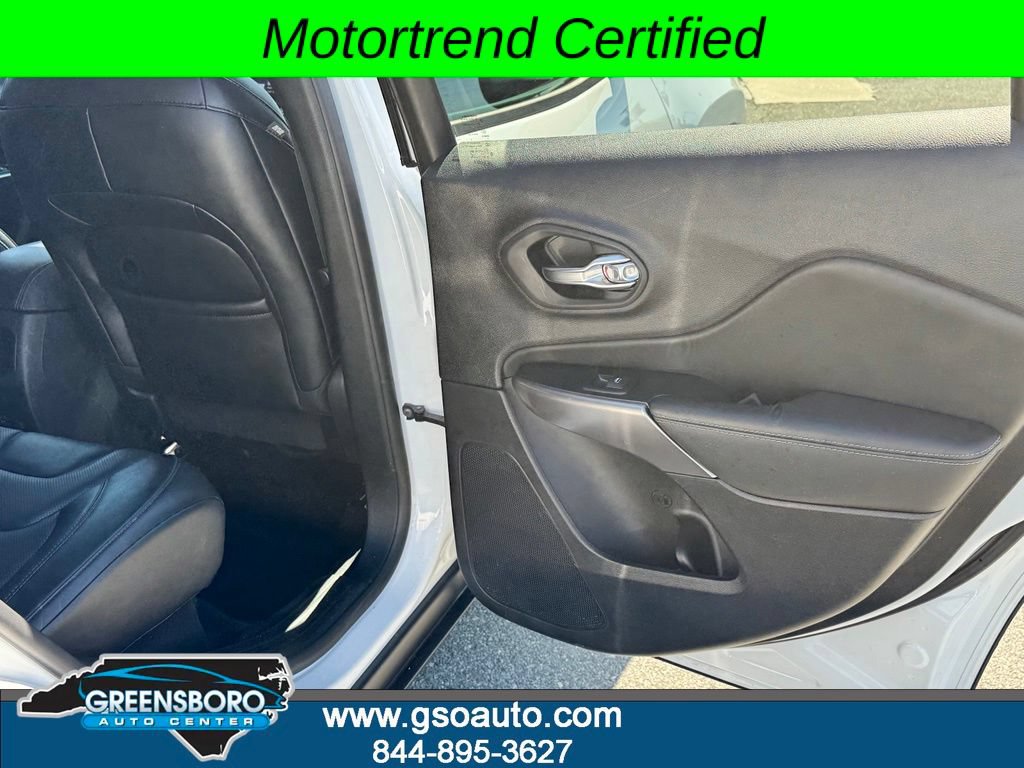 Used 2022 Jeep Cherokee Latitude Lux AWD/4WD image 24