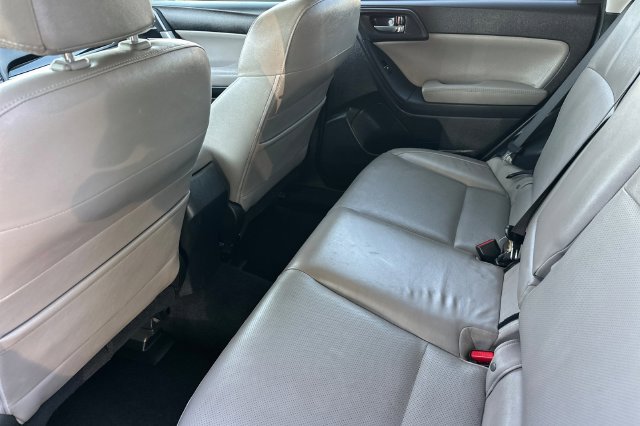 Used 2017 Subaru Forester 2.5i Limited AWD/4WD image 14
