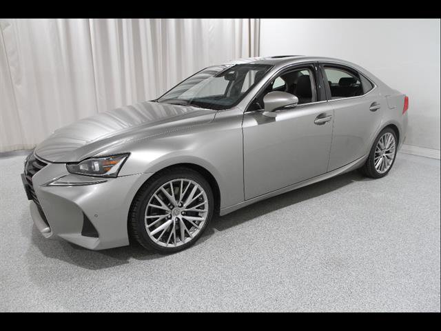Used 2018 Lexus IS 300 AWD w/ Comfort Package image 3
