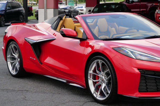 Used 2026 Chevrolet Corvette Z06 RWD image 62
