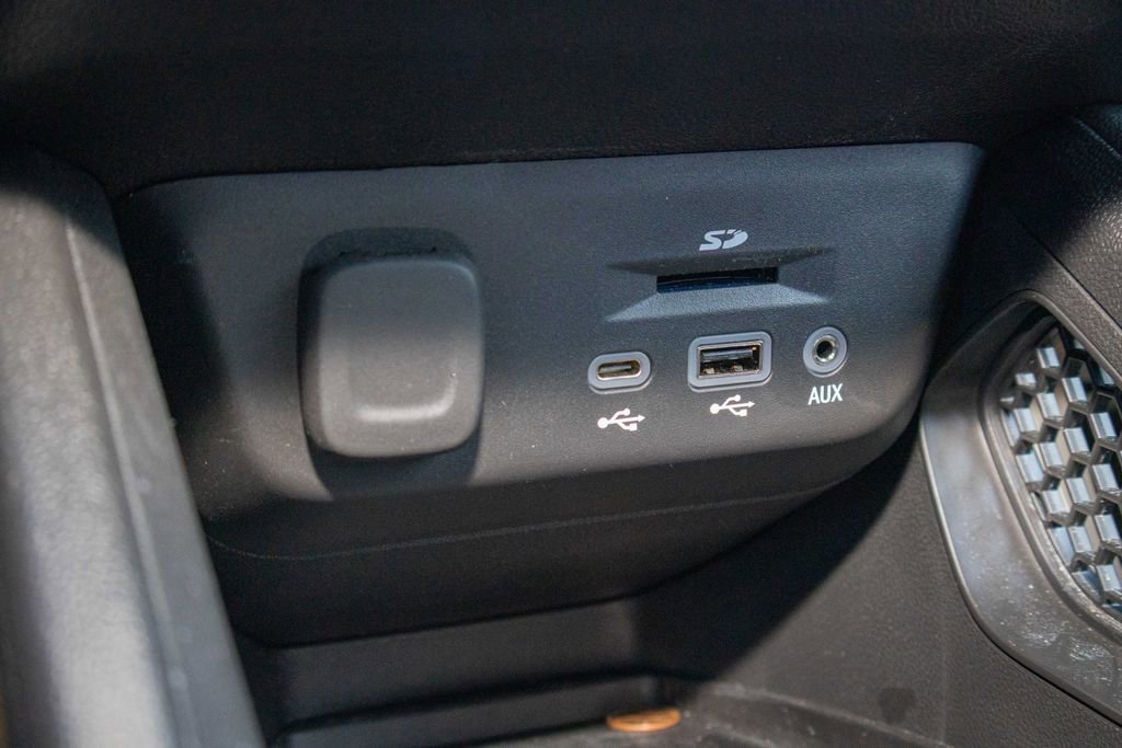 Used 2022 Chevrolet TrailBlazer ACTIV w/ Sun and Liftgate Package image 23