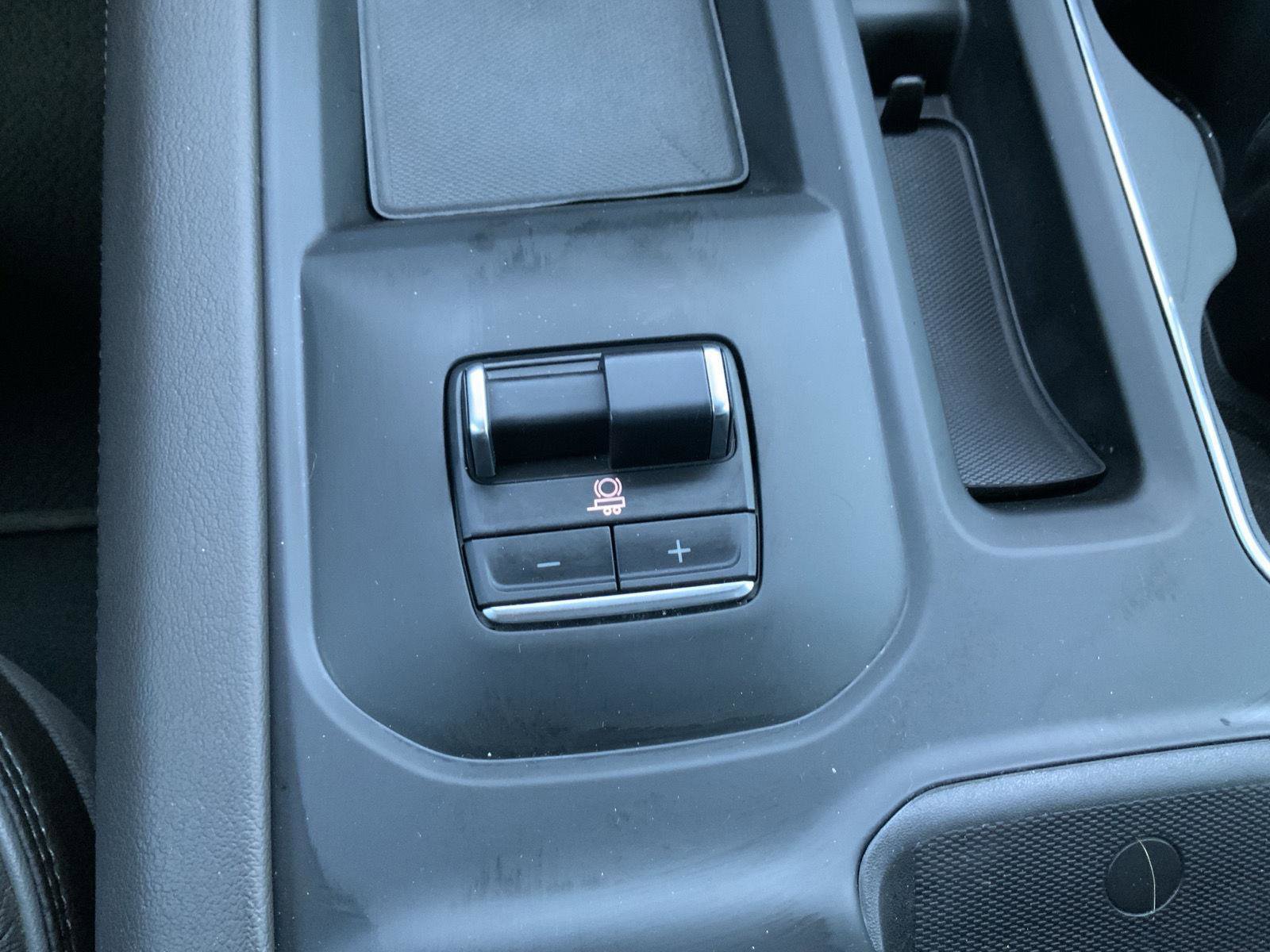 Used 2024 GMC Sierra 3500 Denali image 51