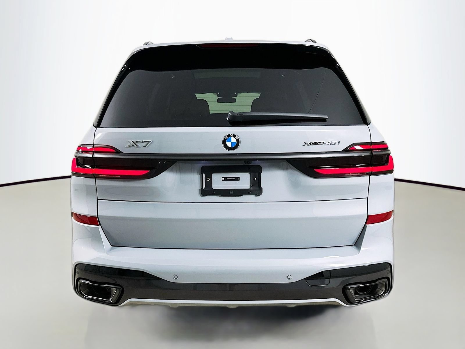 New 2027 BMW X7 xDrive40i w/ Executive Package AWD/4WD image 6