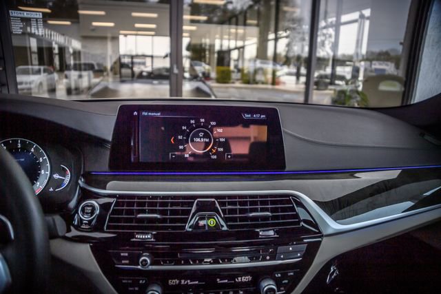 Used 2018 BMW 540i image 20