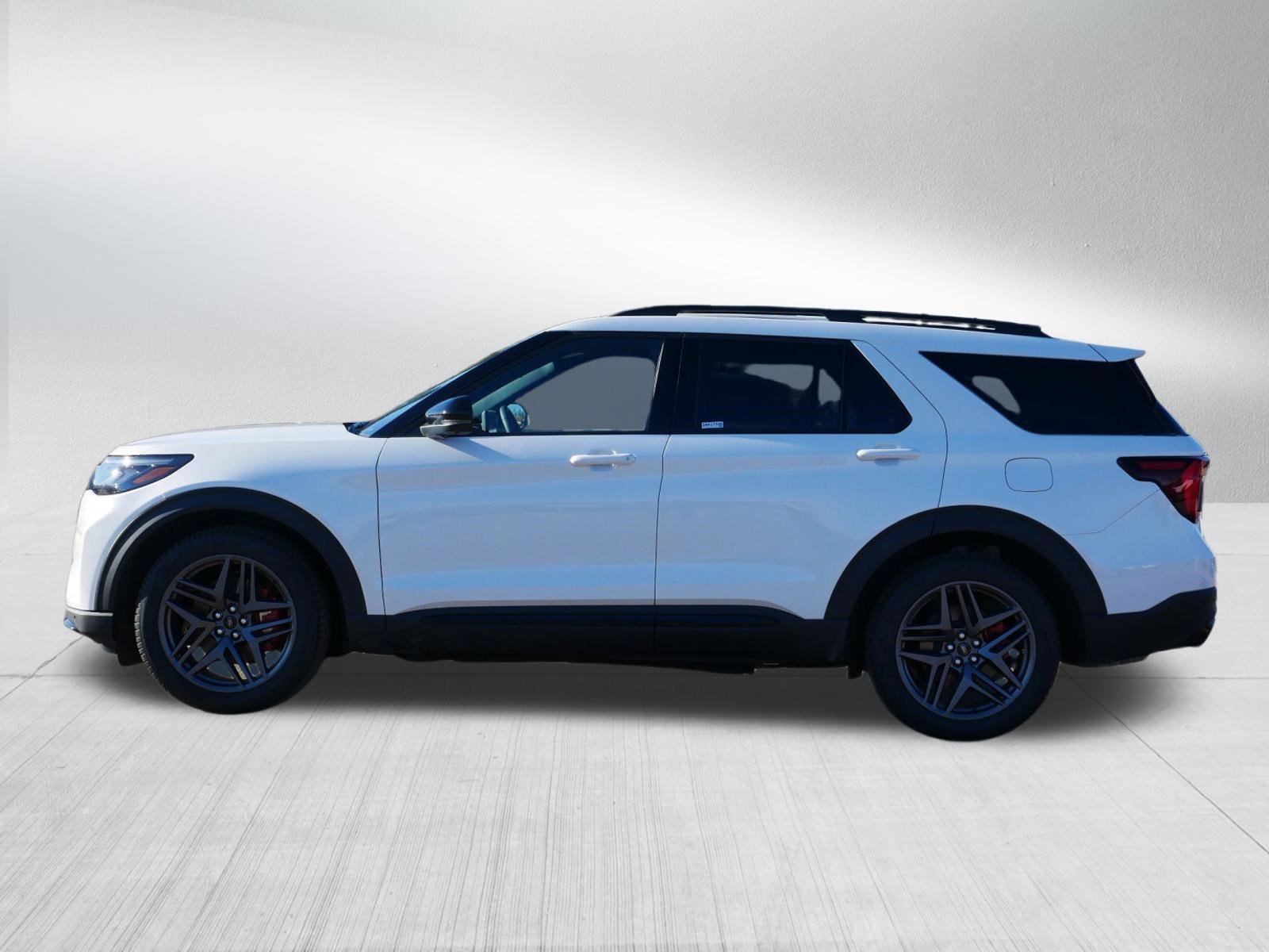 Used 2026 Ford Explorer ST w/ Sun And Sound Package AWD/4WD image 4