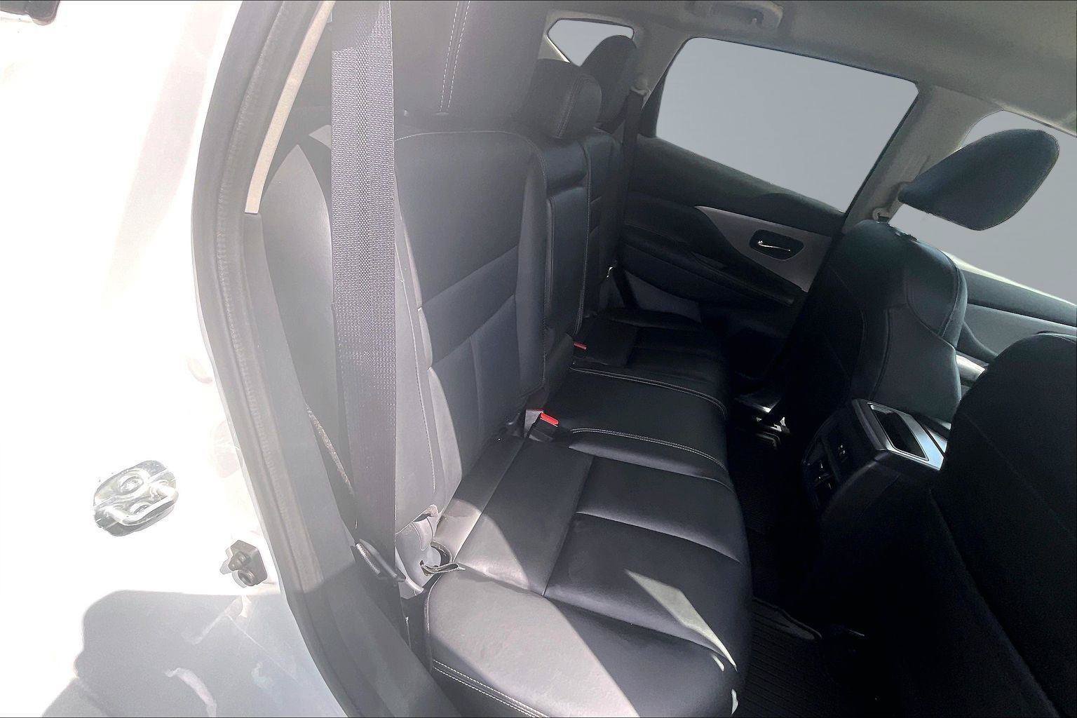 Certified 2024 Nissan Murano SV w/ SV Midnight Edition Package AWD/4WD image 27