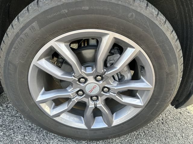 Used 2024 GMC Terrain SLT FWD image 20
