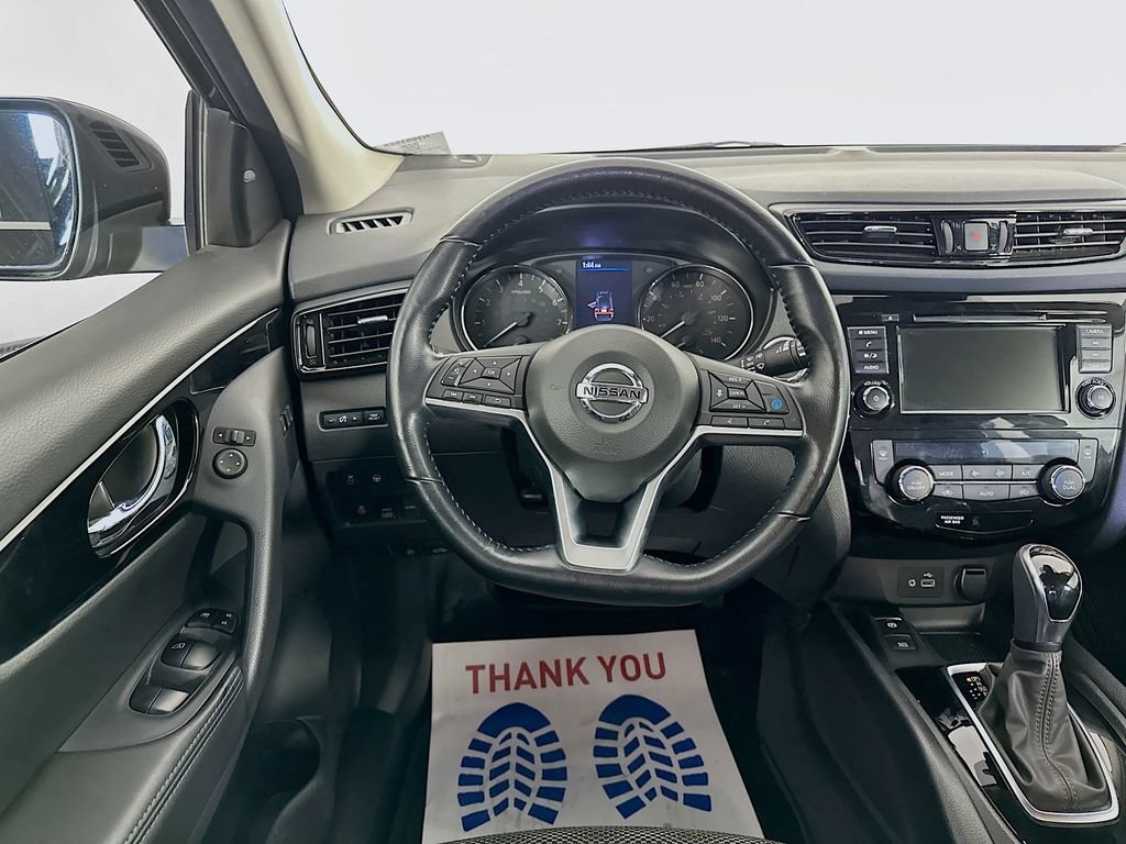 Certified 2022 Nissan Rogue Sport SV w/ Technology Package AWD/4WD image 28