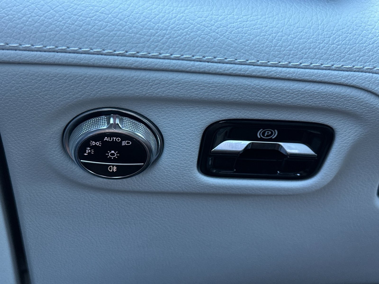 Certified 2023 Mercedes-Benz EQS 450+ SUV image 33