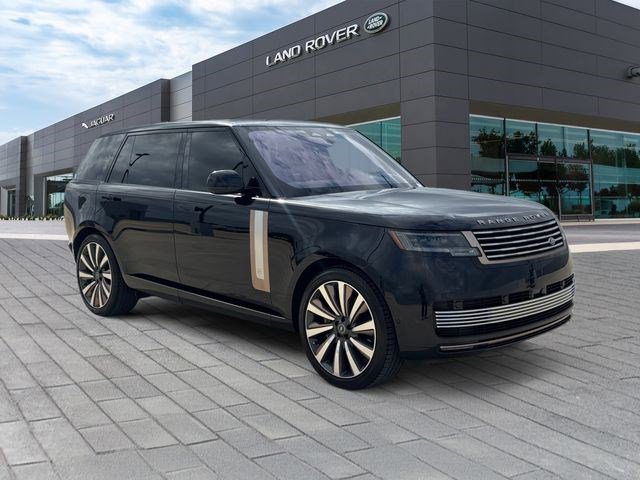 Used 2023 Land Rover Range Rover SV AWD/4WD image 7