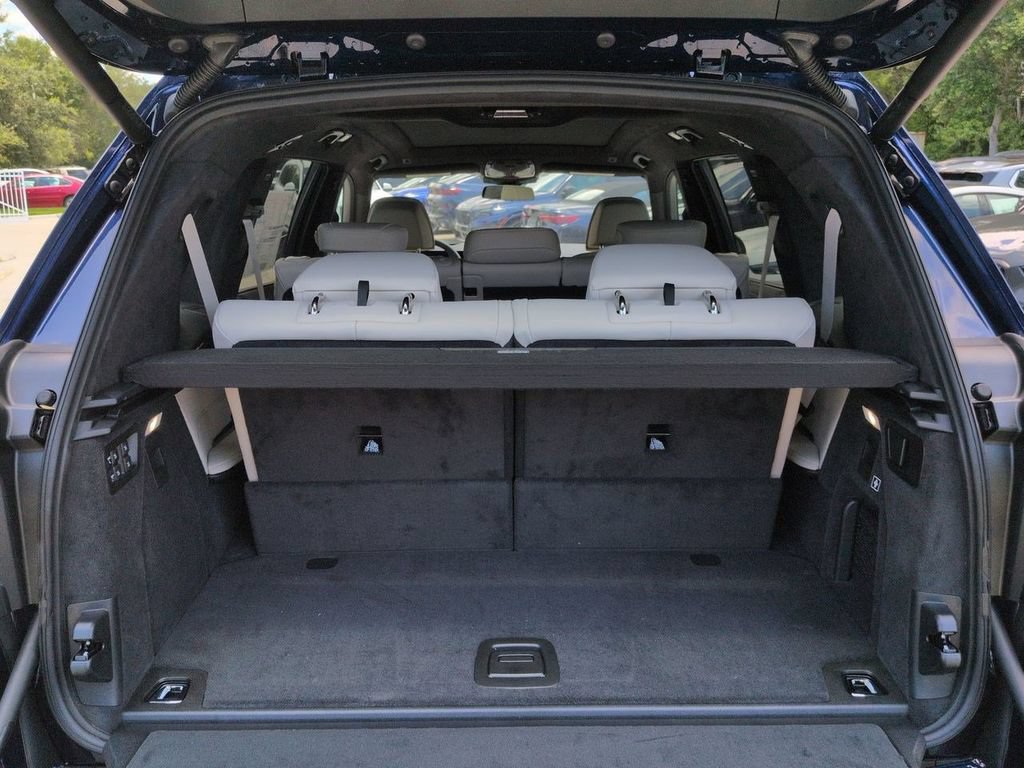 New 2027 BMW X7 M60i AWD/4WD image 13