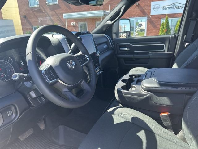 Used 2025 RAM 2500 Big Horn AWD/4WD image 5