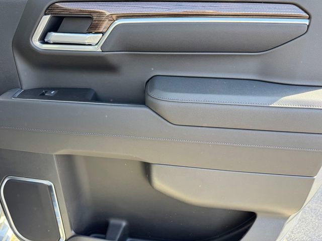 New 2026 Chevrolet Silverado 1500 LT w/ LPO, Dark Essentials Package image 10