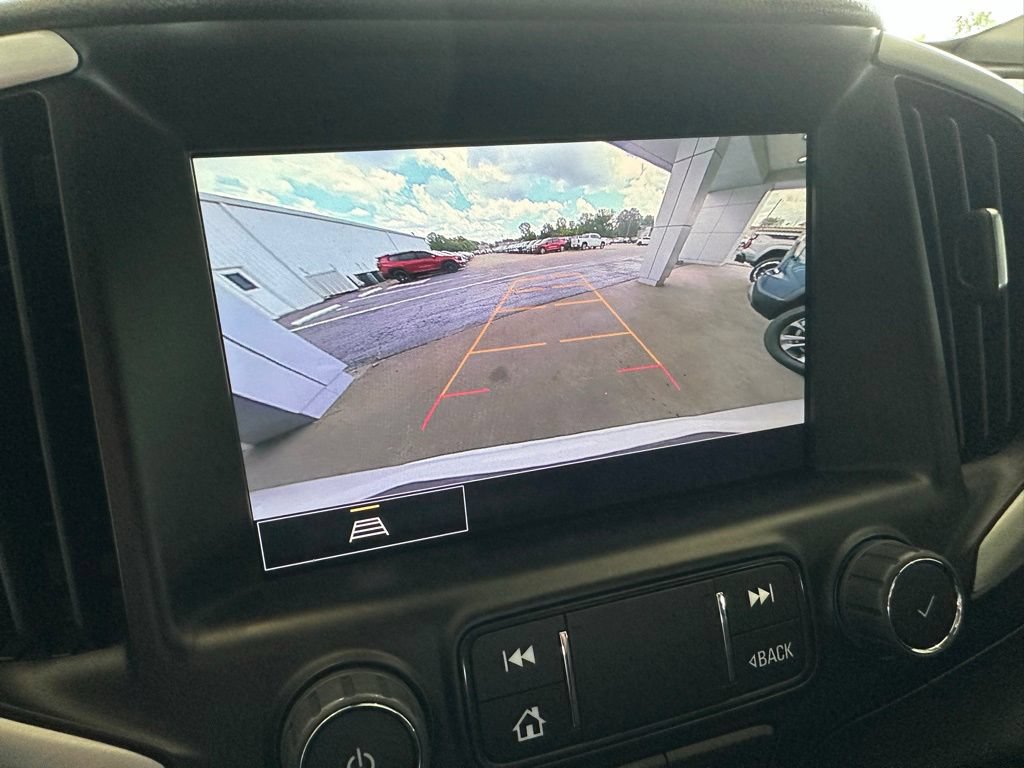 Used 2024 GMC Terrain SLE w/ Driver Convenience Package FWD image 28