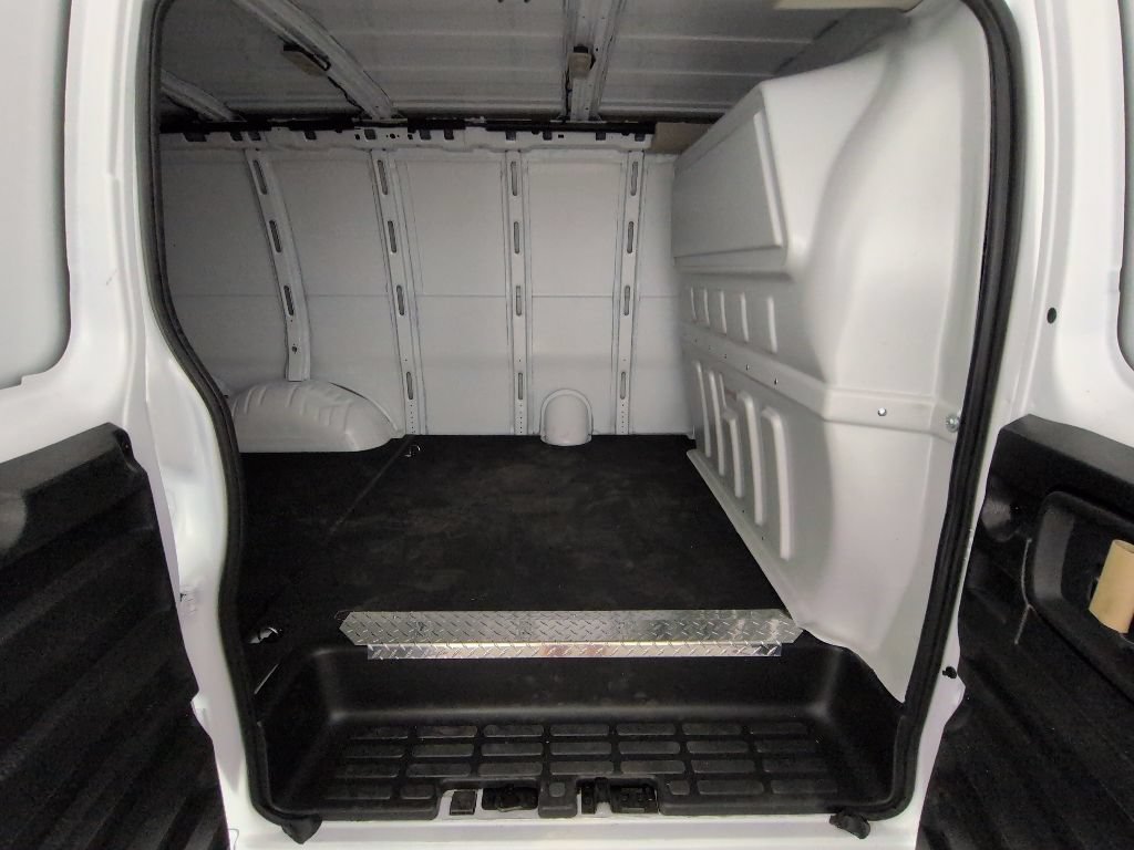 New 2026 Chevrolet Express 2500 w/ Driver Convenience Package RWD image 18